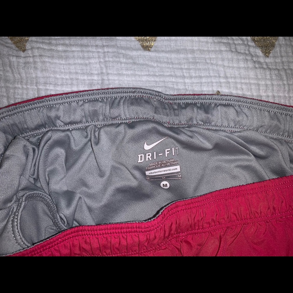 Nike Shorts - Picture 3 of 3